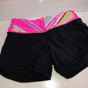 Lulu Lemon shorts!!